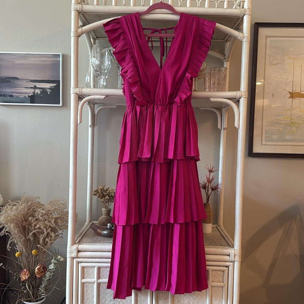 Strut & Bolt Elegant Pink Tiered Party Dress